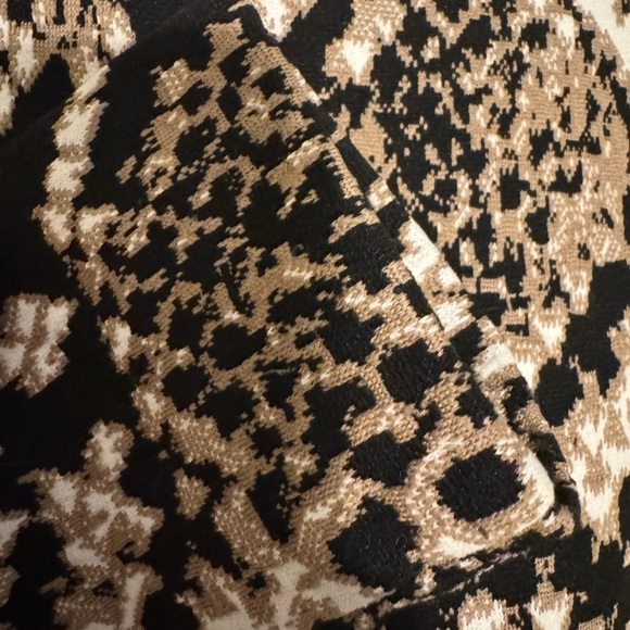 Elegant Snake Print Dress - Picture 5 of 5